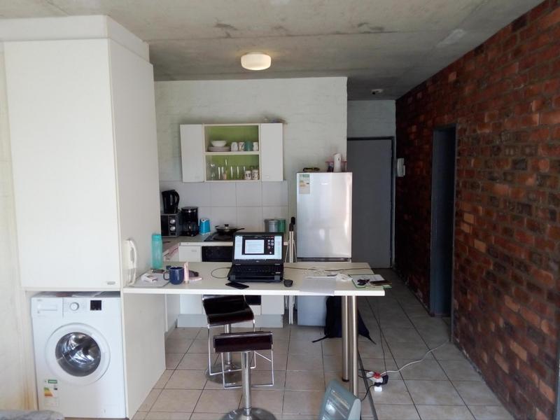 To Let 2 Bedroom Property for Rent in Brooklyn Western Cape